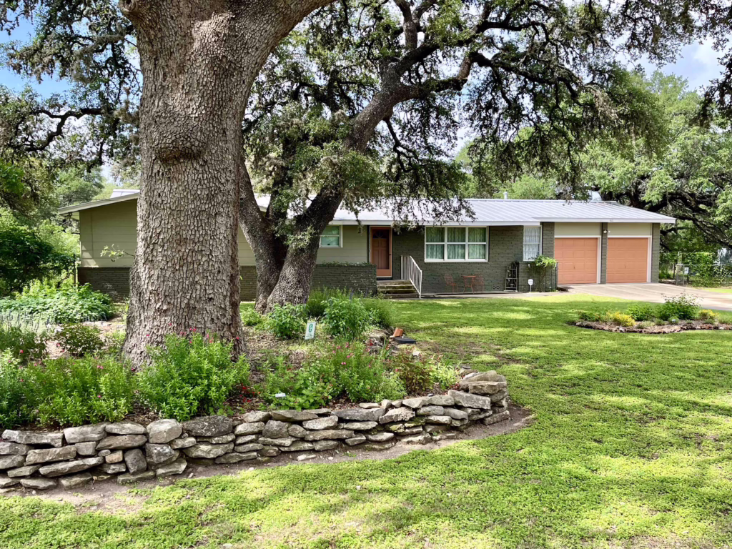 Sheryl Smith-Rodgers’ Home in Blanco